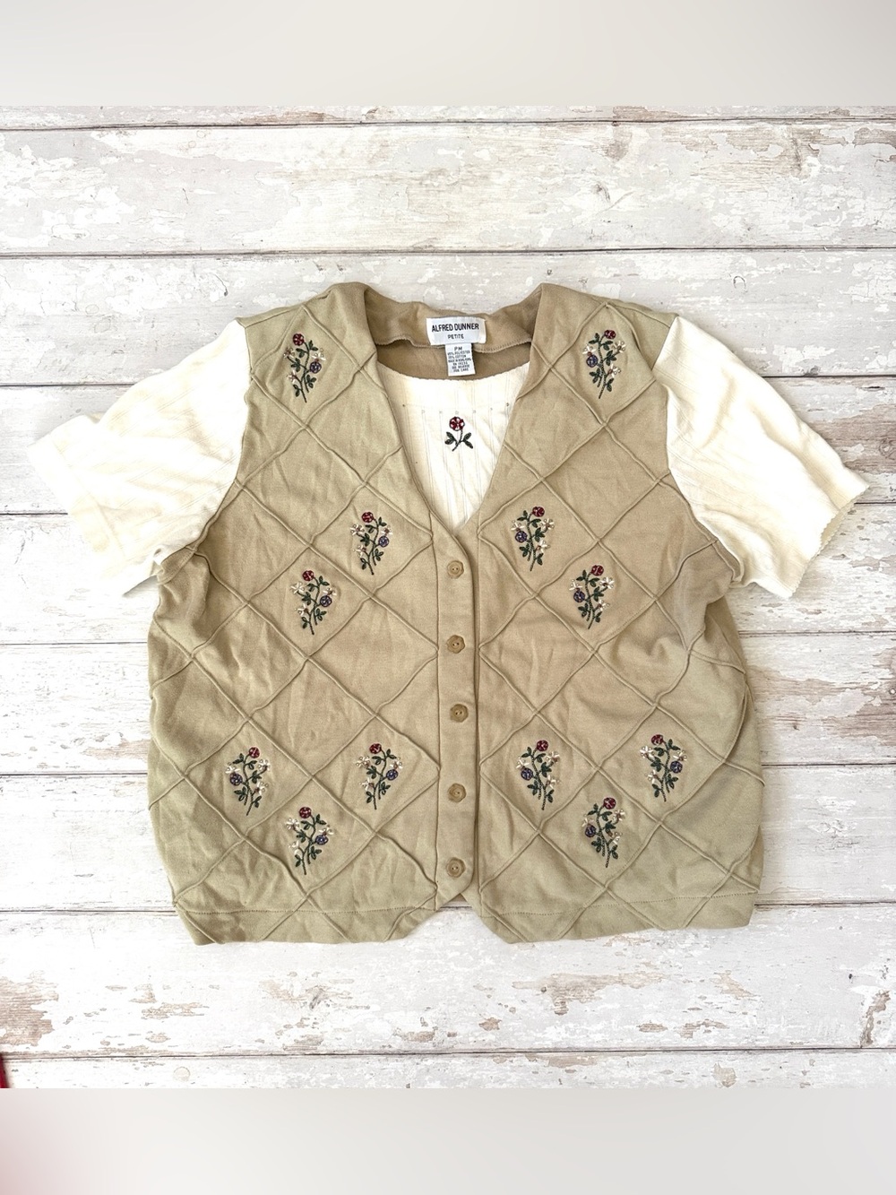 Alfred Dunner Petite Medium button Up Vest Blouse Combo Beige Cream Womens